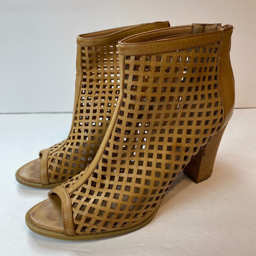 Report Ronda Tan Sandal Booties  Sz 9.5